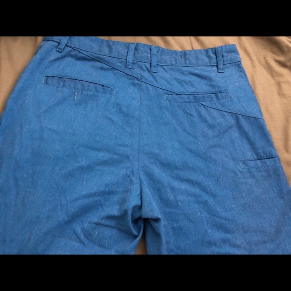 Burnside Shorts Size 33 - Picture 3 of 3
